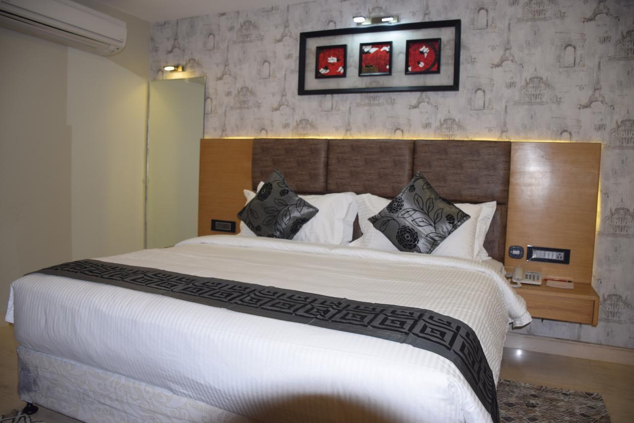 Golden Tree Hotel Puri Luaran gambar